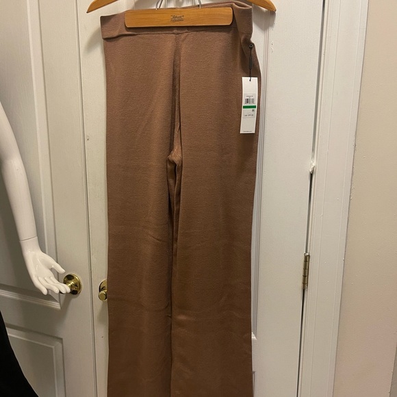 Calvin Klein The most stylish pants ever. New with tag - Picture 3 of 15